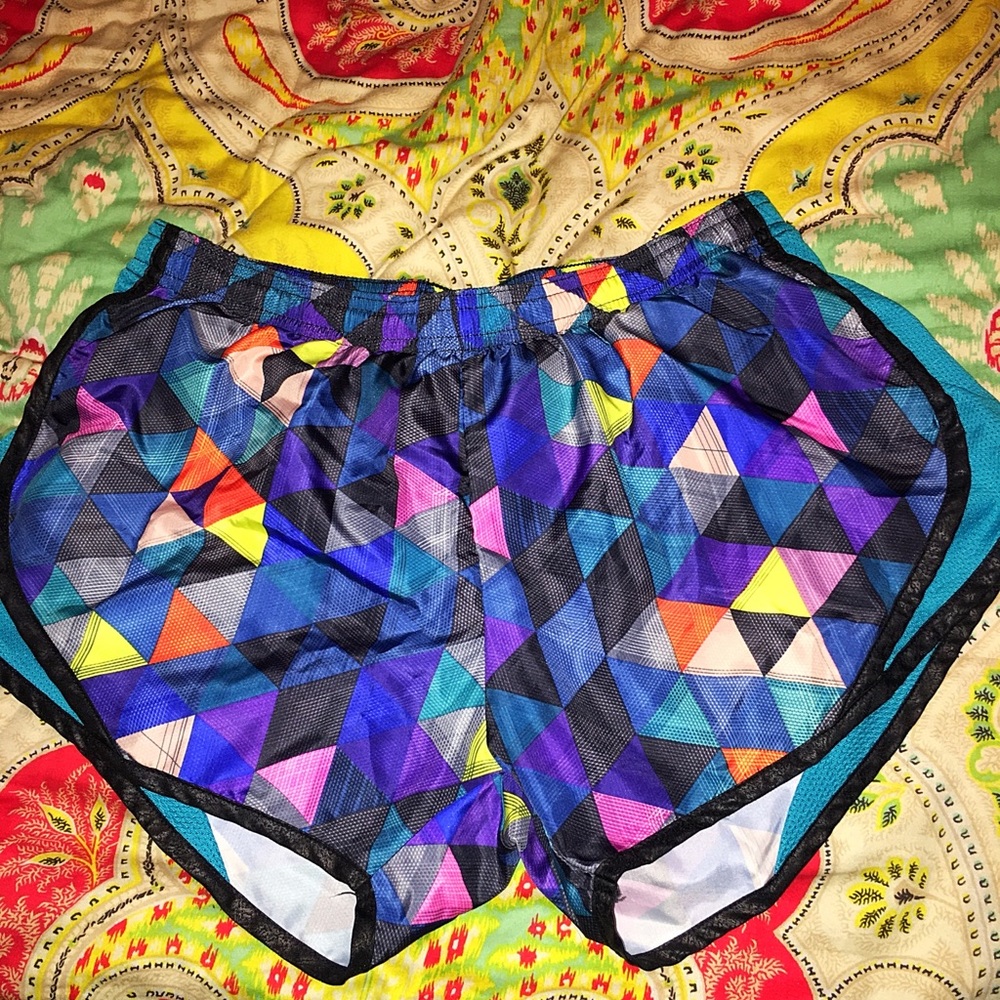 Women’s soffe brand shorts size small
